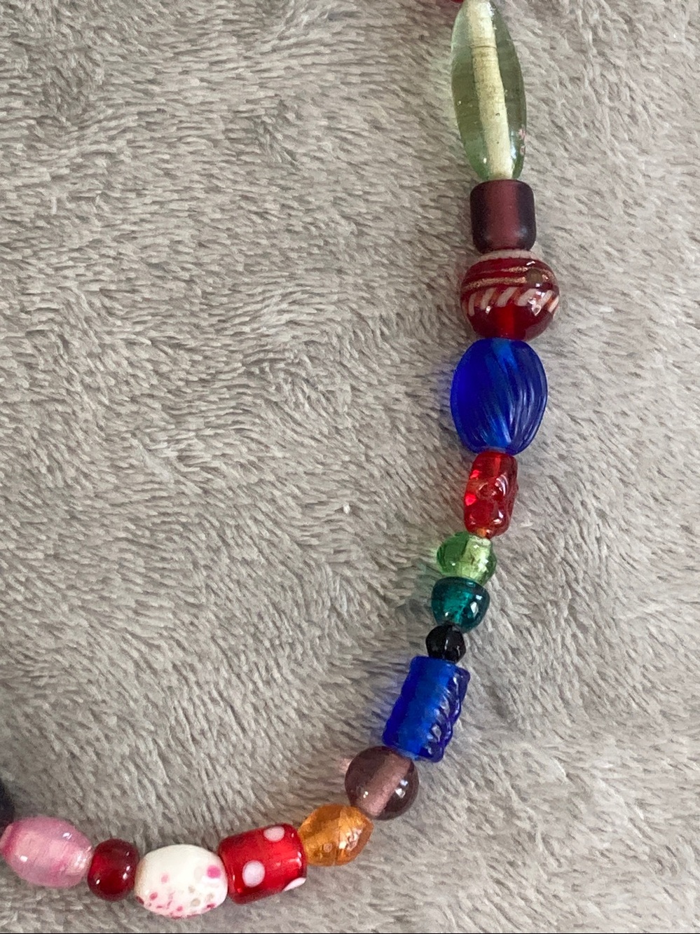 Multi glass bead necklace - Picture 2 of 3